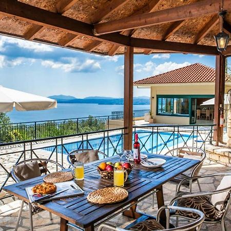 Villa Theaya Nisaki  Dış mekan fotoğraf