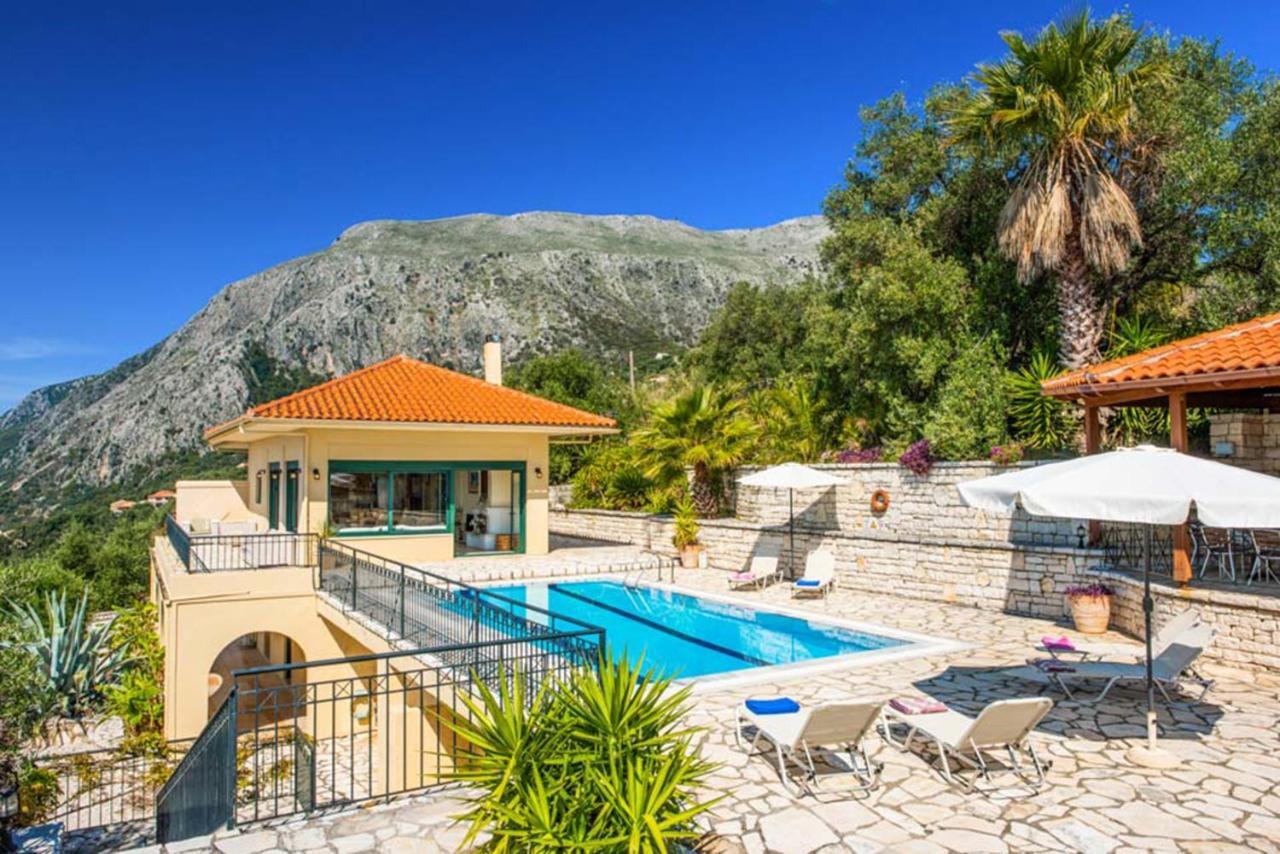 Villa Theaya Nisaki  Dış mekan fotoğraf